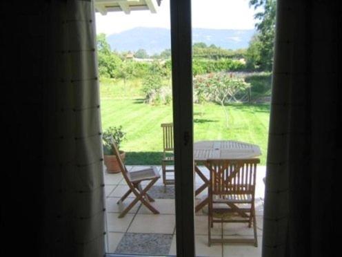 Bnb Atelier De St. Maurice Vésenaz Kamer foto